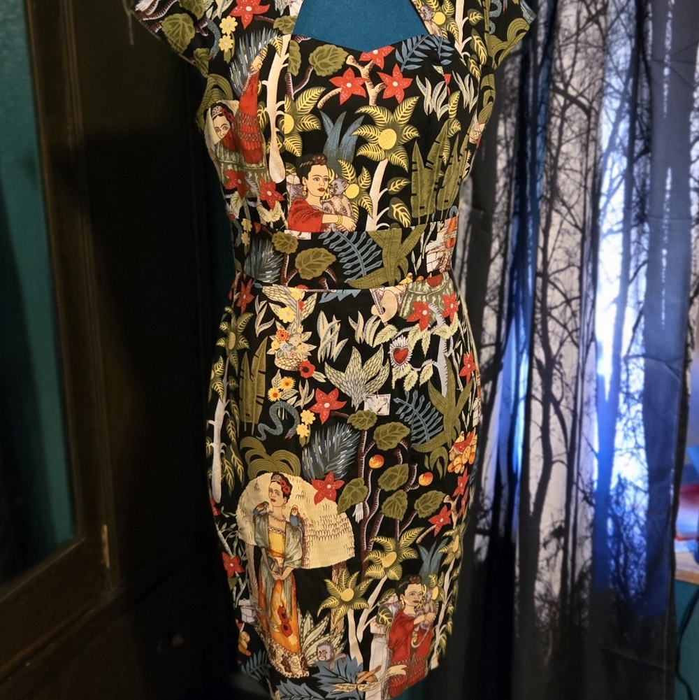 Floral Black Fitted Midi Dress with Multicolor Botanical Print
